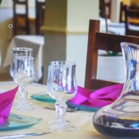 Les Combrailles Hotel Saint-Maurice-près-Pionsat