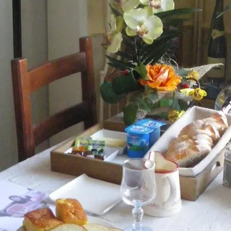Hotel Les Combrailles 3*